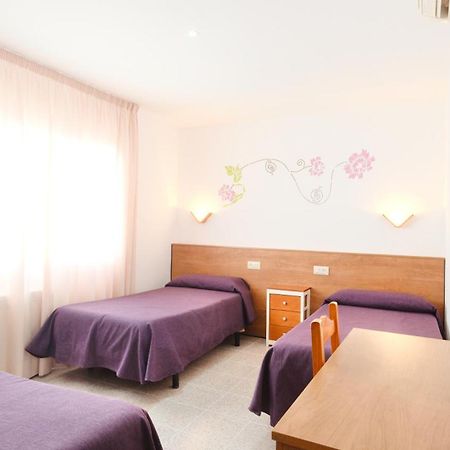 Hotel Paradis 토르뎀바라 외부 사진