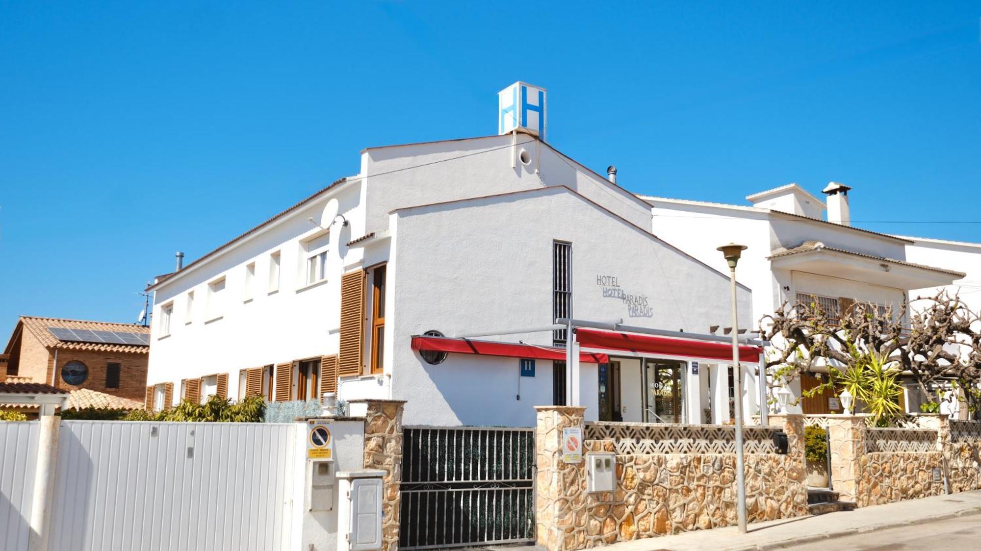 Hotel Paradis 토르뎀바라 외부 사진